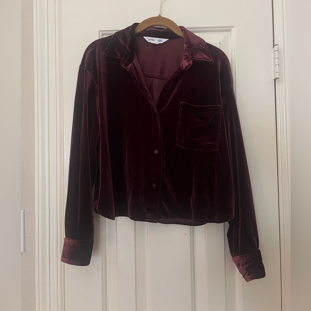 Old navy Elegant Velvet Burgundy Women's Top SPetite cropped